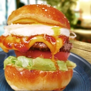 とちまるバーガー
